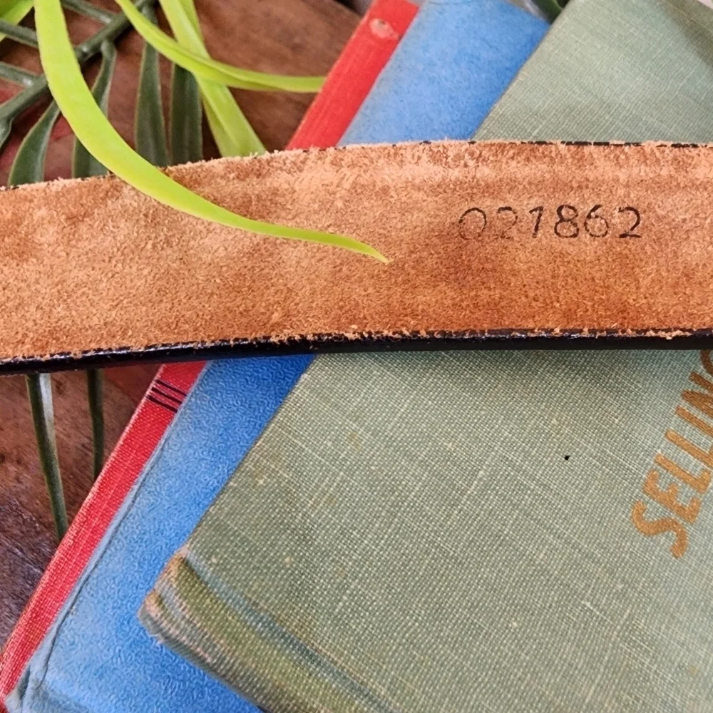 Vintage TexTan Tooled Leather Belt Cowhide Sz.40 (Lg.) Floral Harness